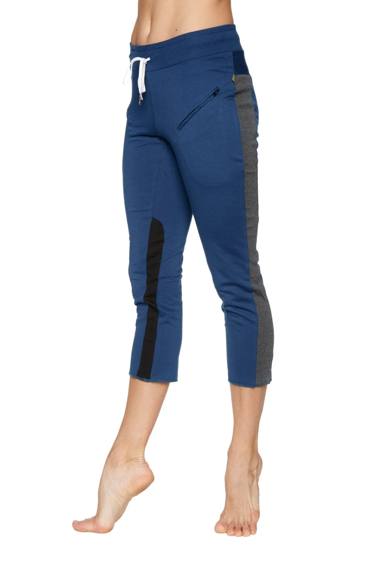 4/5 Length Zipper Pocket Capri Yoga Pant (Royal w/Charcoal & Black)