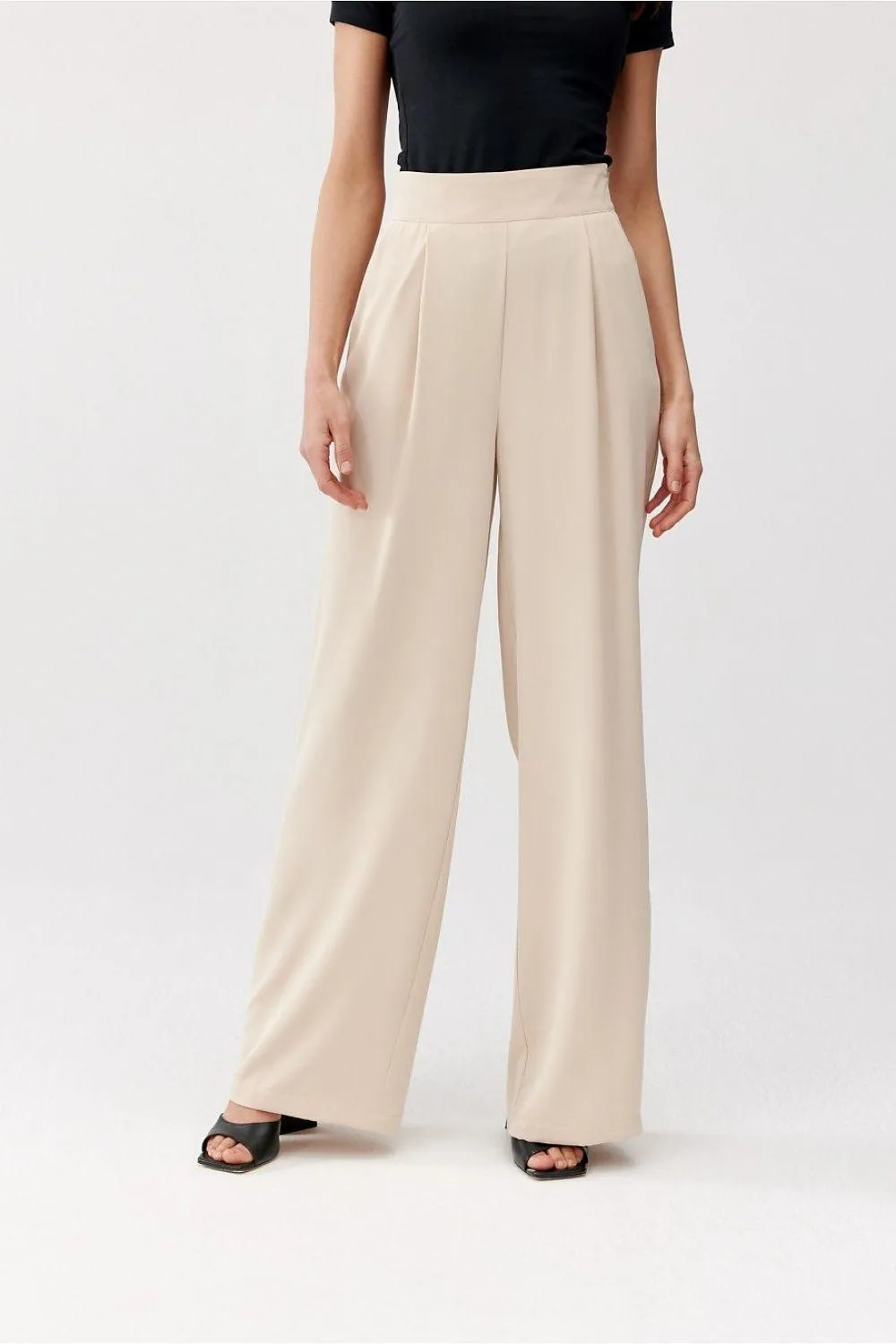 Elegant High-Waisted Pants for Stylish Women