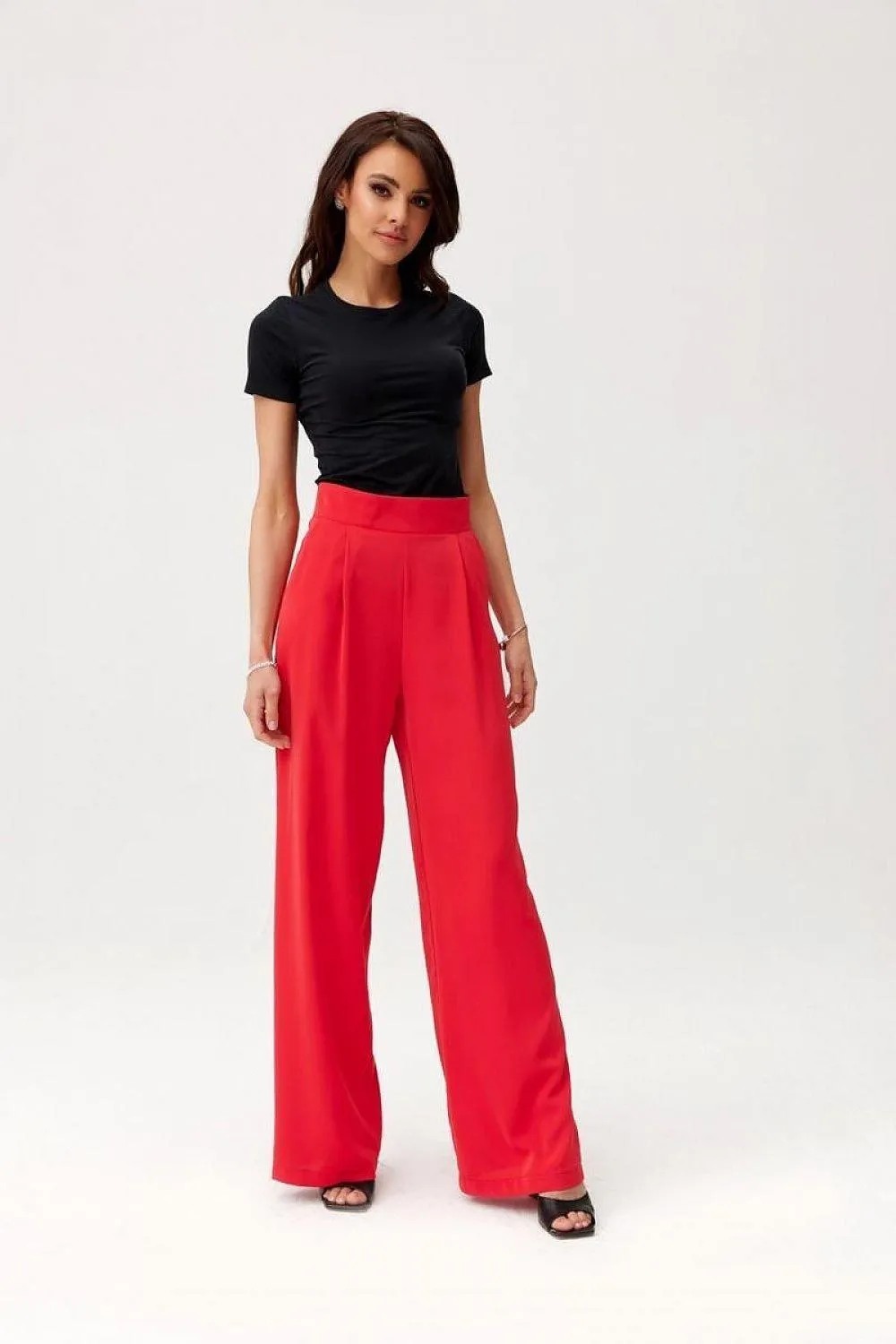 Elegant High-Waisted Pants for Stylish Women