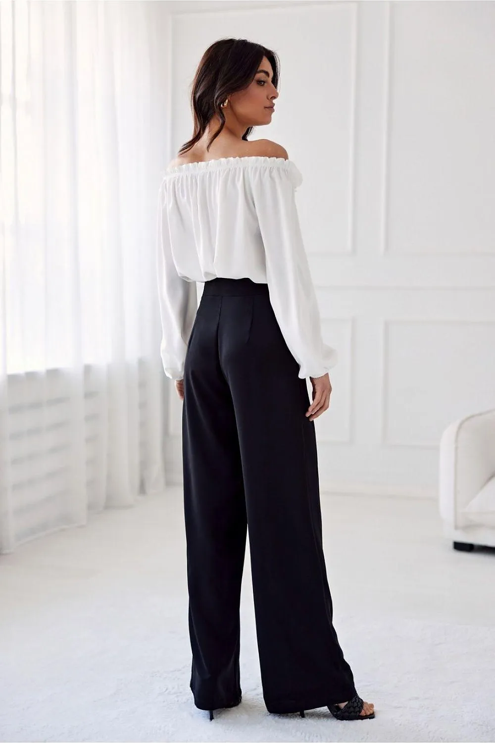 Elegant High-Waisted Pants for Stylish Women