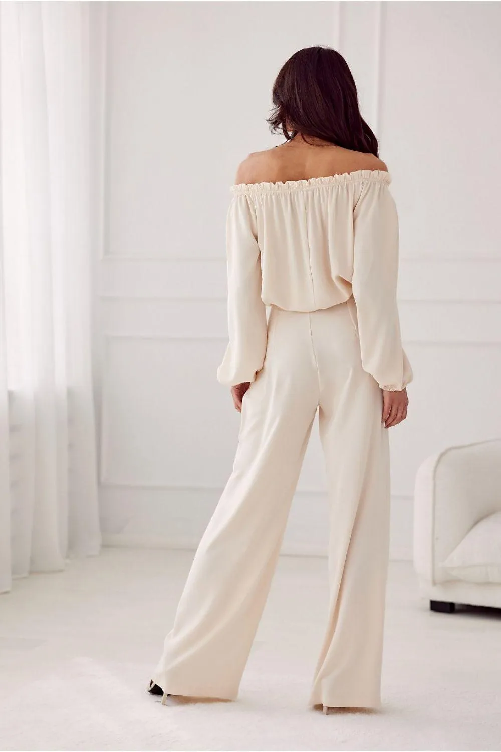 Elegant High-Waisted Pants for Stylish Women