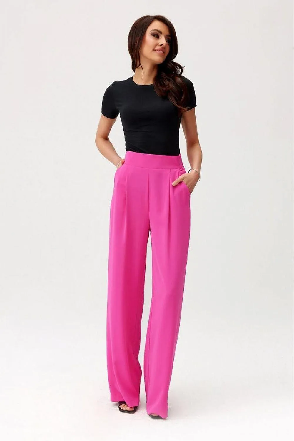 Elegant High-Waisted Pants for Stylish Women