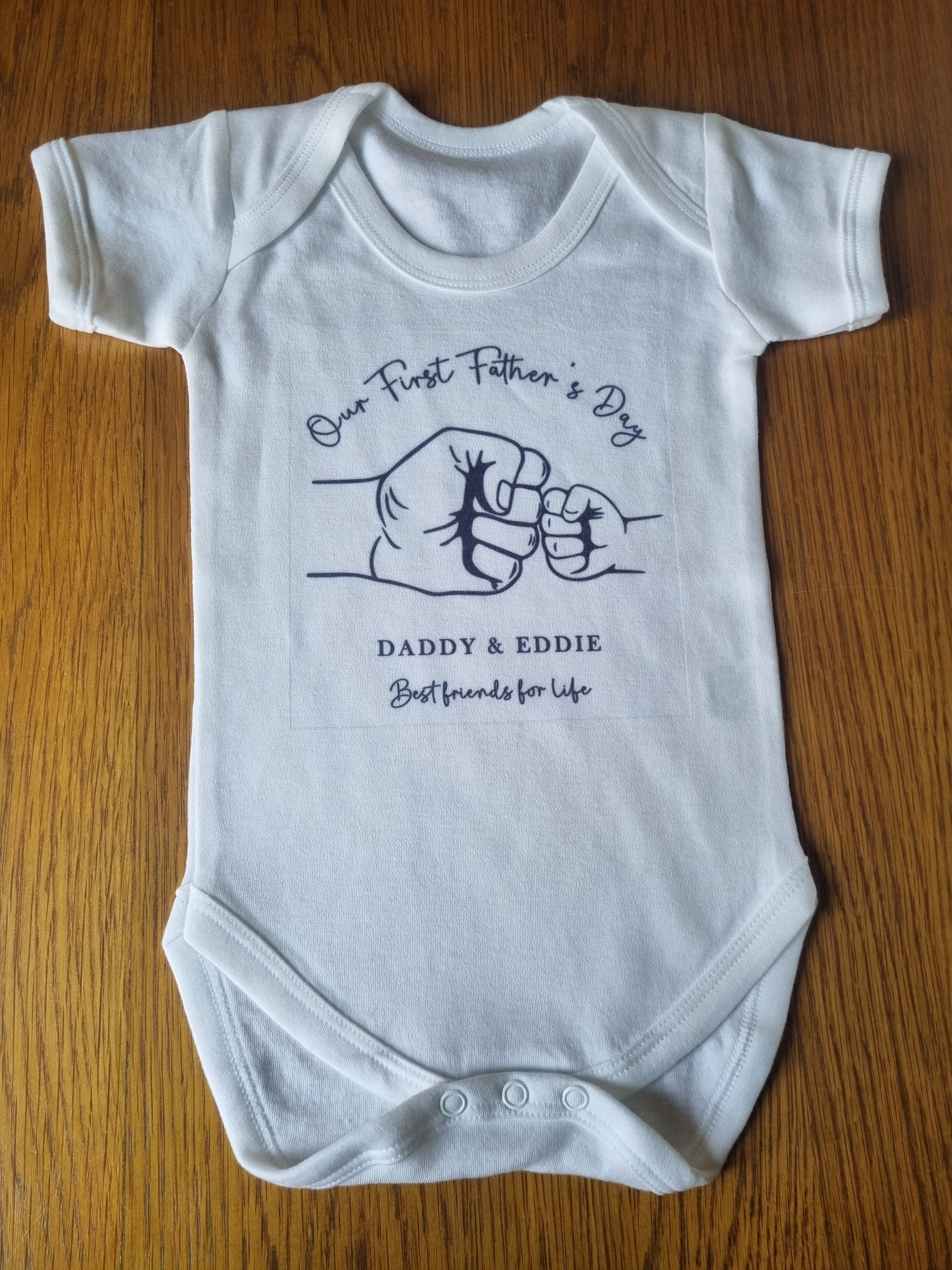 Our First Father's Day Daddy - Fist Pump (First Father's Day 1st Father's Day Daddy Dad Grandad Father's Day l New Dad Gift